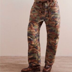 NWT Free People Moxie Printed Barrel Jeans, 29